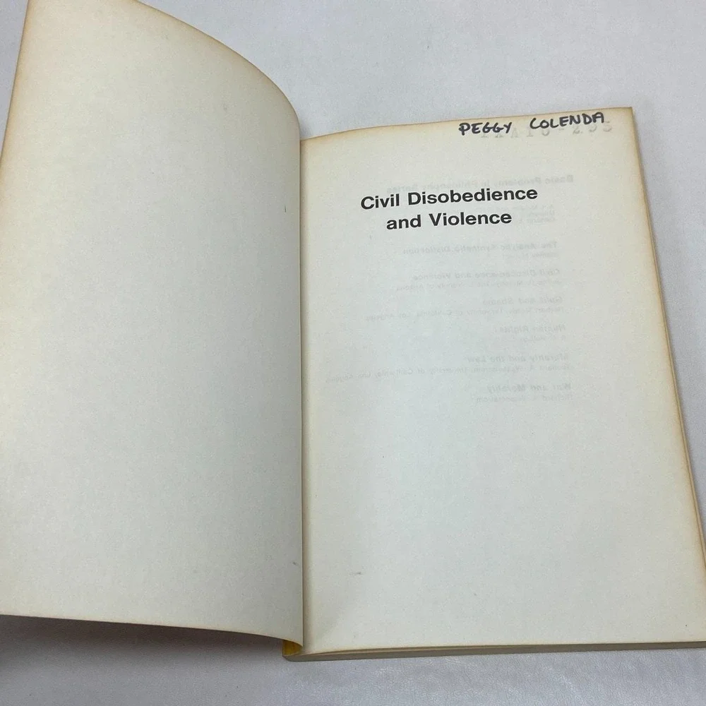 Civil Disobedience and Violence Jeffrie G Murphy 1970s 2nd Ed.‎ College Textbook